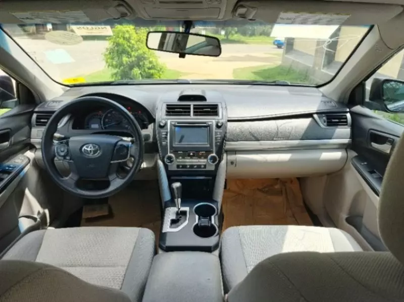 Toyota Camry   - 2013