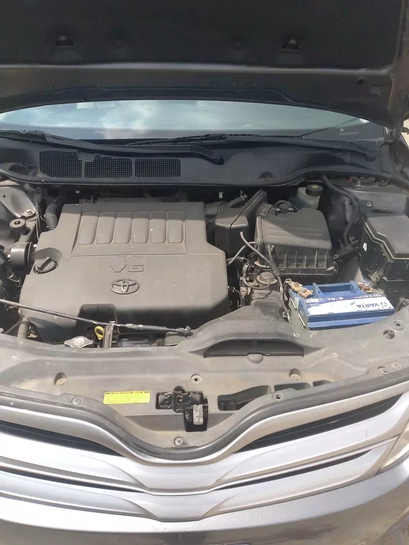 Toyota Venza   - 2013