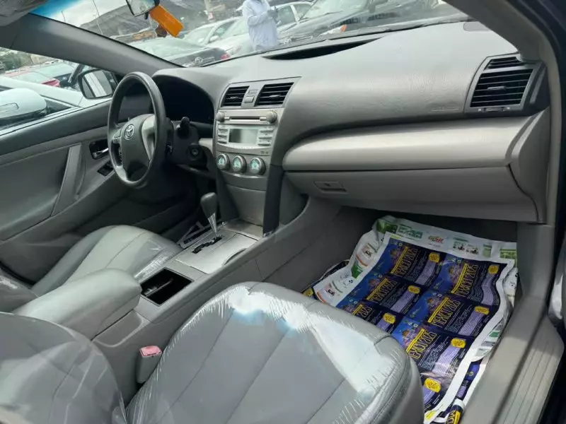 Toyota Camry   - 2007