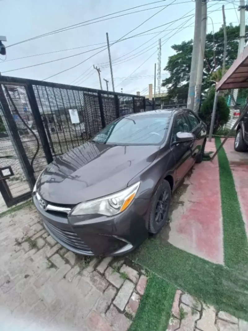 Toyota Camry   - 2015