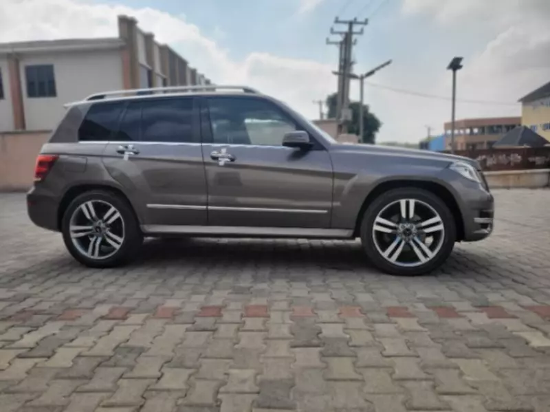 Mercedes-Benz GLK 350   - 2013