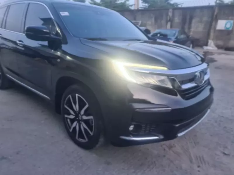 Honda Pilot   - 2020