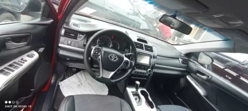 Toyota Camry   - 2014