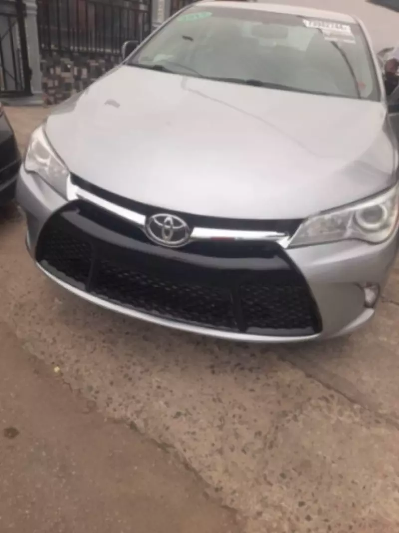 Toyota Camry   - 2017