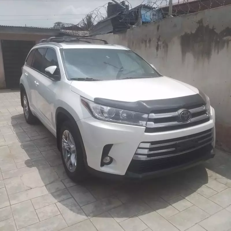 Toyota Highlander   - 2018