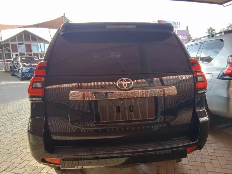 Toyota Landcruiser Prado   - 2020