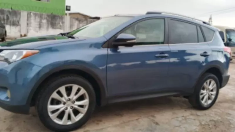 Toyota RAV4   - 2014