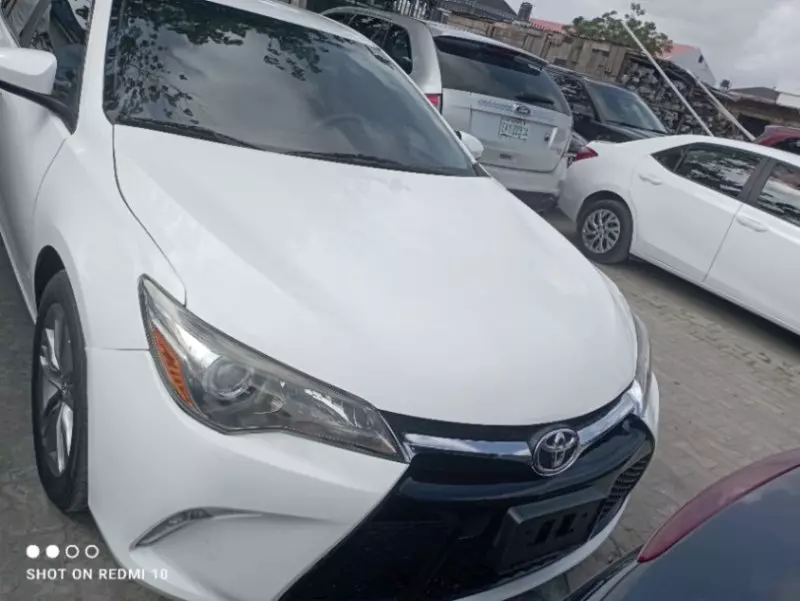 Toyota Camry   - 2017