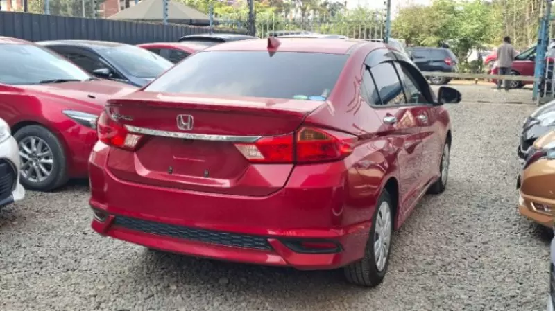 Honda Grace    - 2018