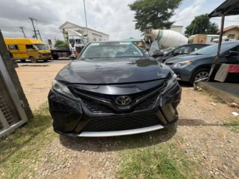 Toyota Camry   - 2019