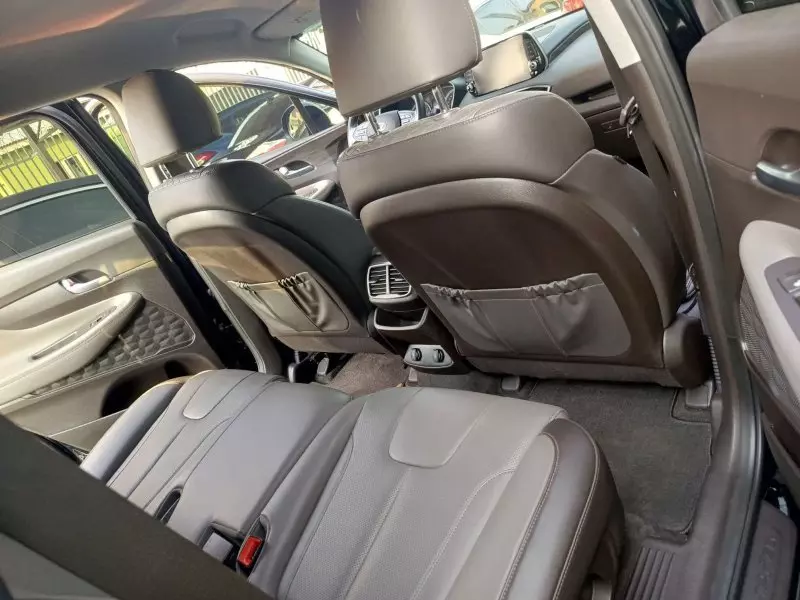 Hyundai Santa FE   - 2020