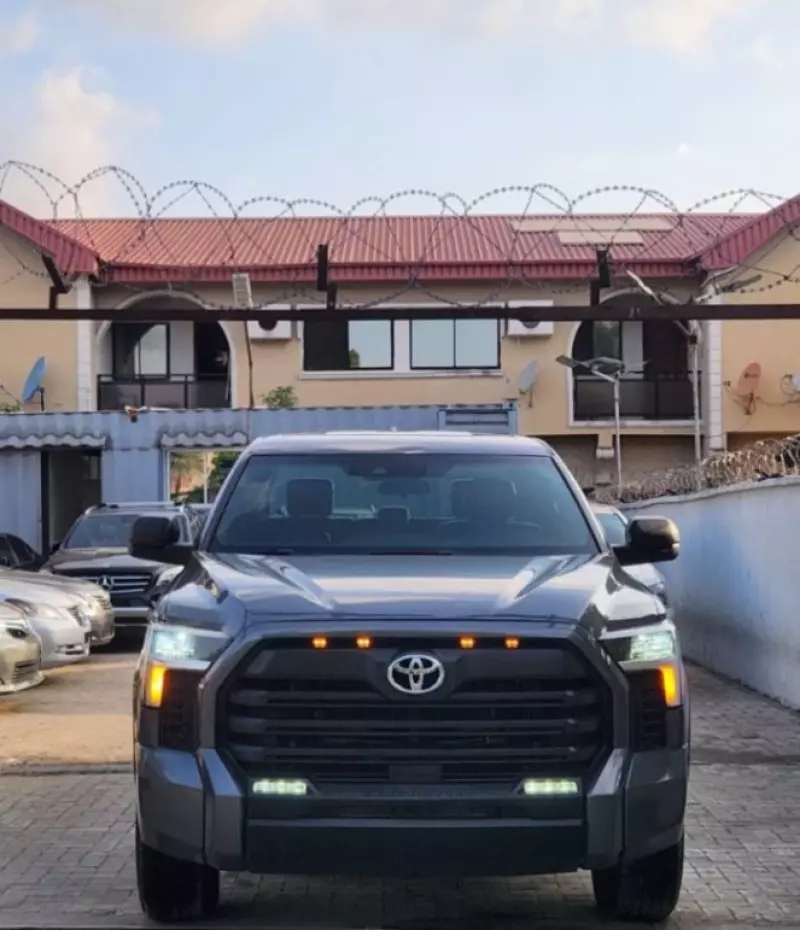 Toyota Tundra   - 2025