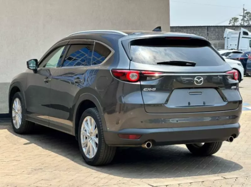 Mazda CX-8   - 2017