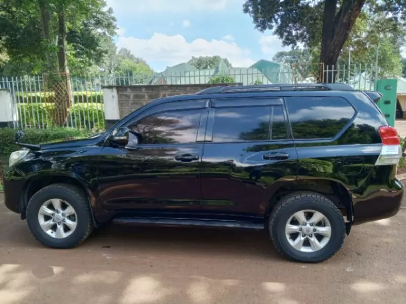 Toyota Landcruiser   - 2012