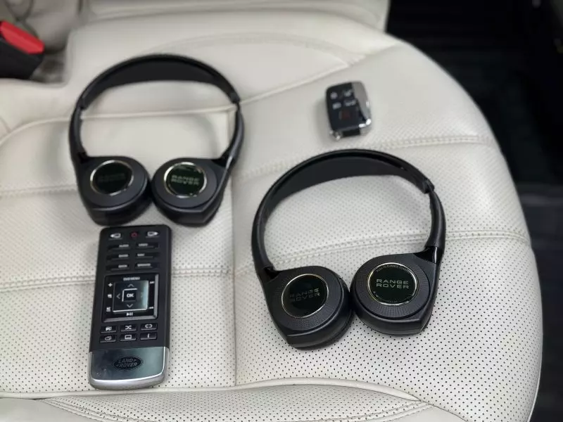 RANGE ROVER HSE LR4   - 2015