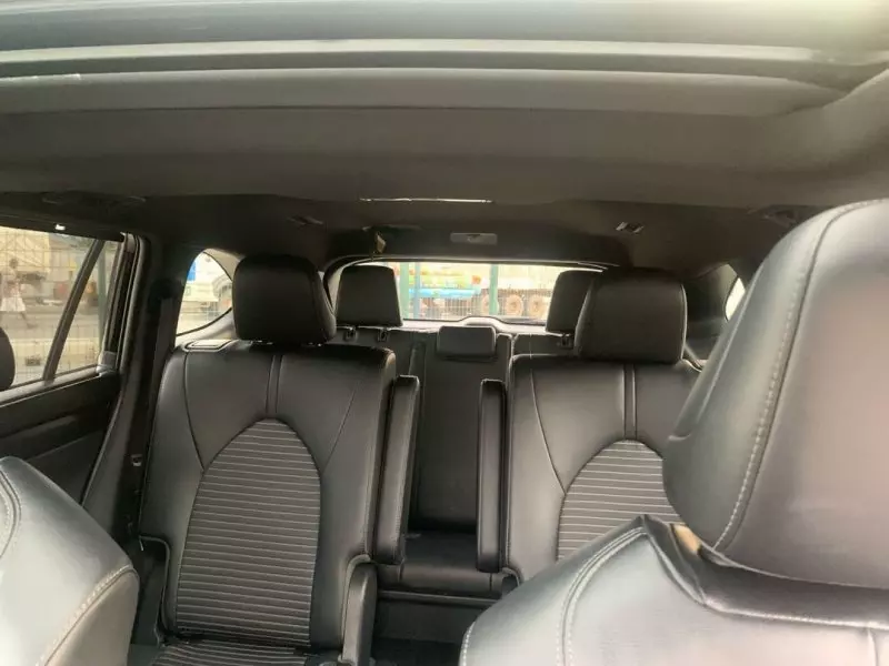 Toyota Highlander   - 2022