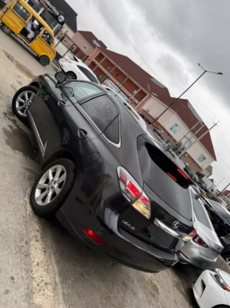 Lexus RX 350   - 2010