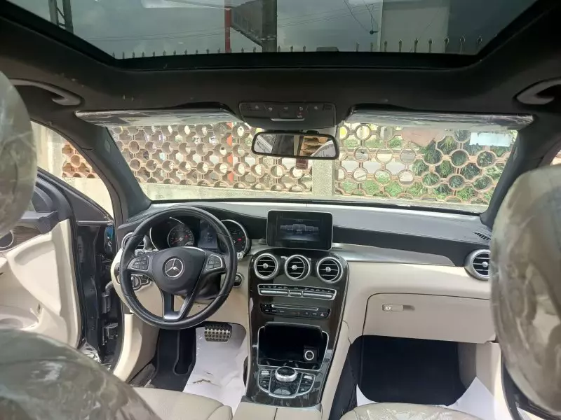 Mercedes-Benz GLC 300   - 2018