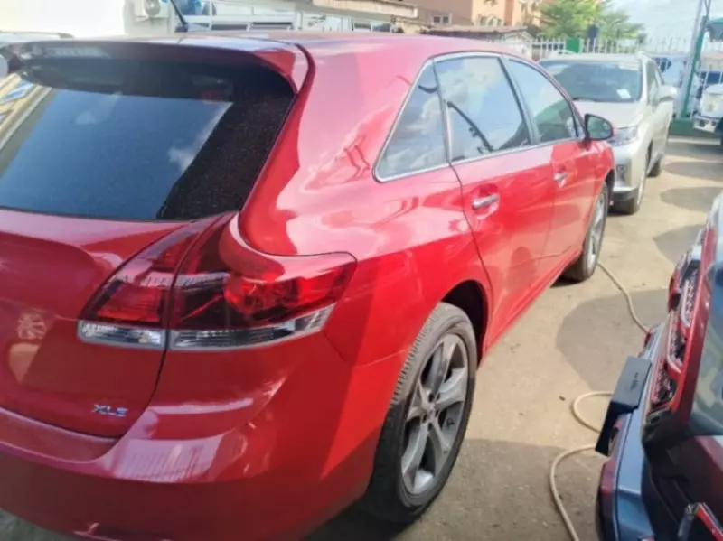 Toyota Venza   - 2014