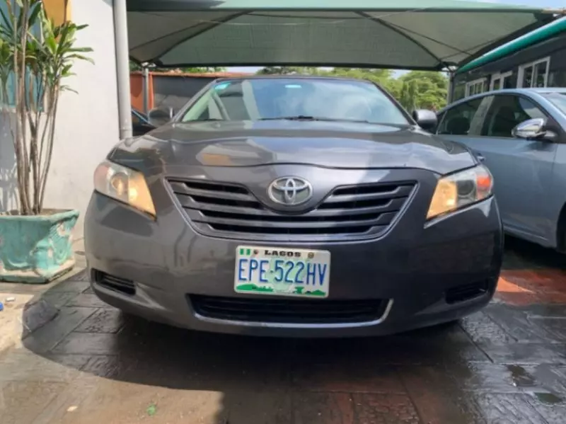 Toyota Camry   - 2007