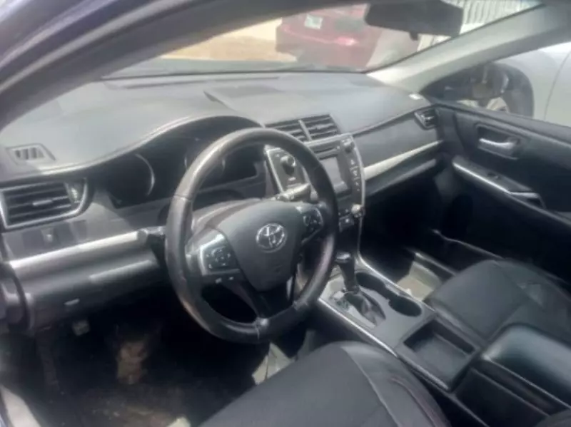 Toyota Camry   - 2016