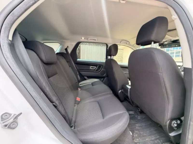 Land Rover Discovery Sport   - 2018
