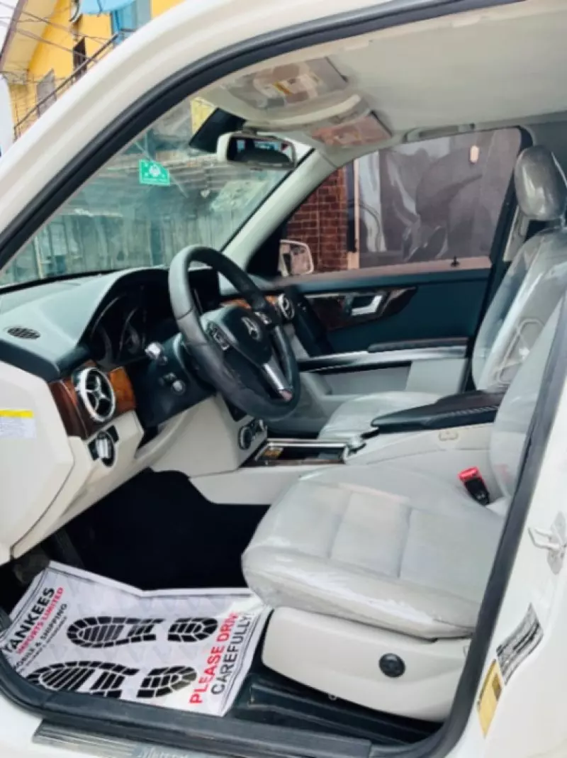 Mercedes-Benz GLK 350   - 2013