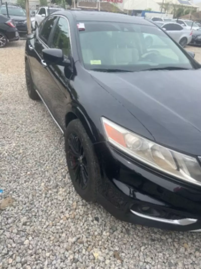 Honda Crosstour   - 2014