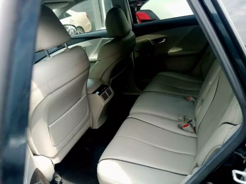 Toyota Venza   - 2013