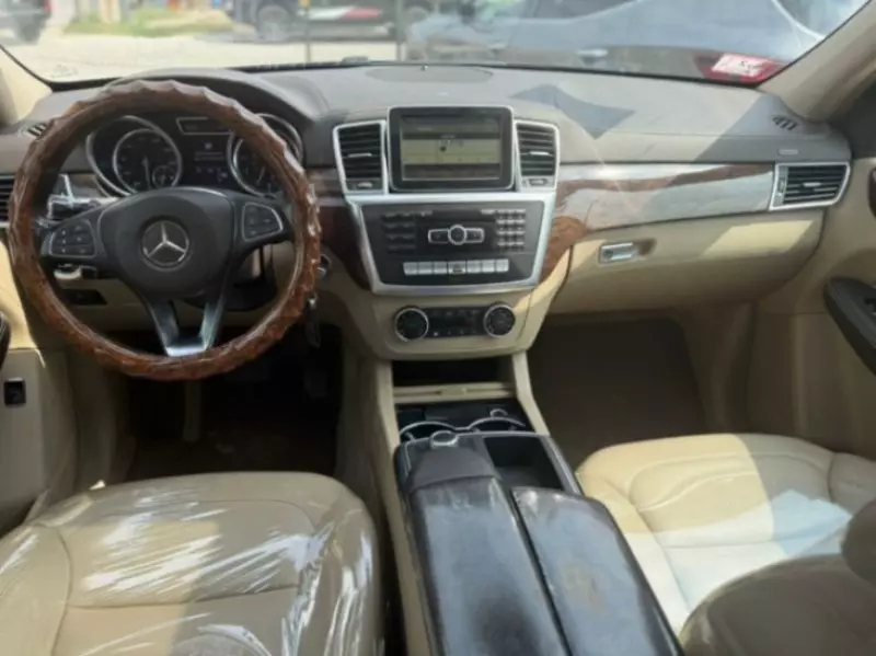 Mercedes-Benz ML 350