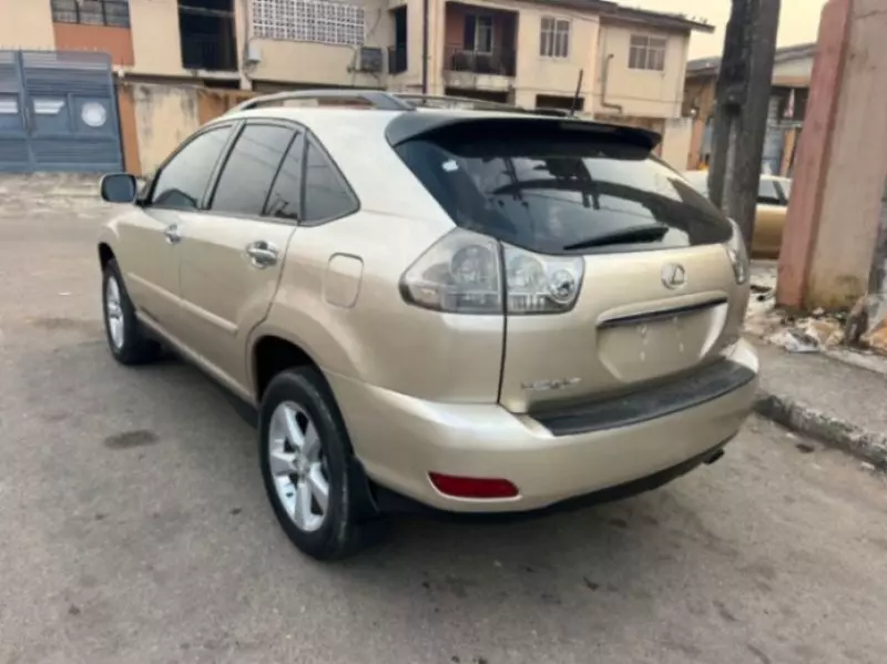 Lexus RX