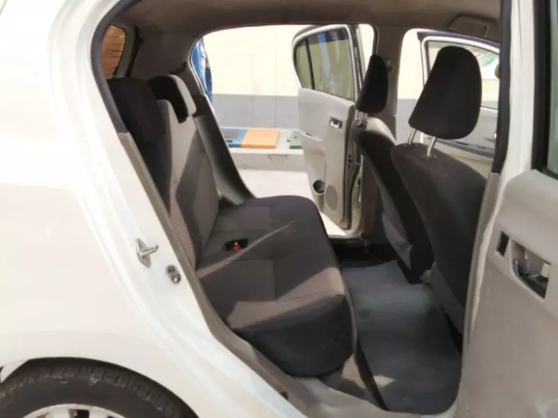 Daihatsu Mira    - 2017