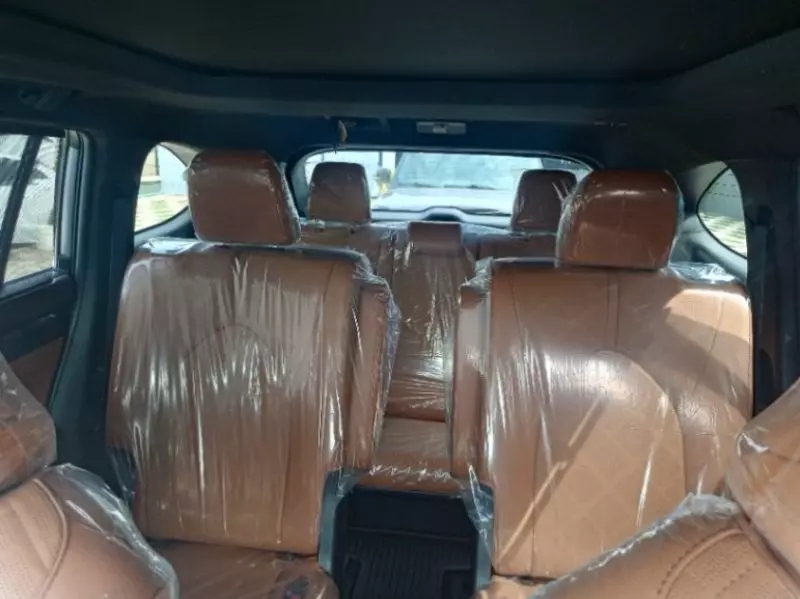 Toyota Highlander   - 2020