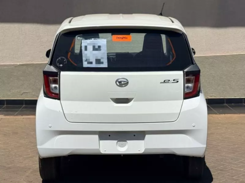 Daihatsu Mira    - 2018