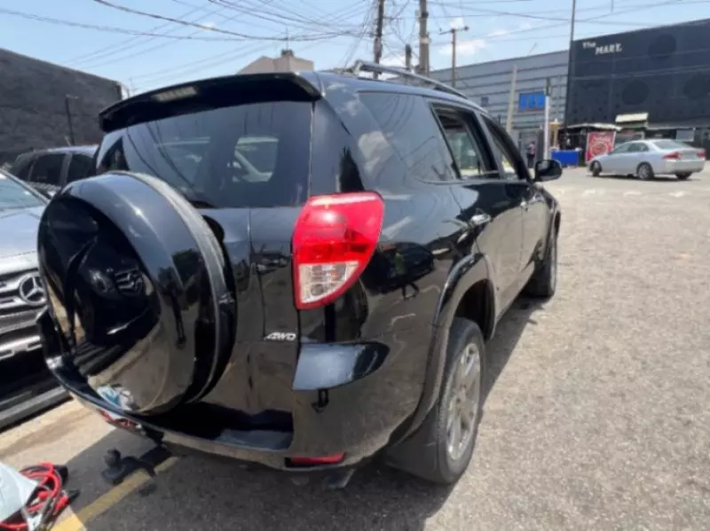 Toyota RAV4   - 2008