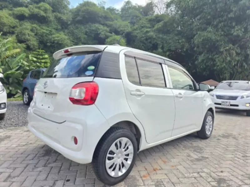 Toyota Passo   - 2018