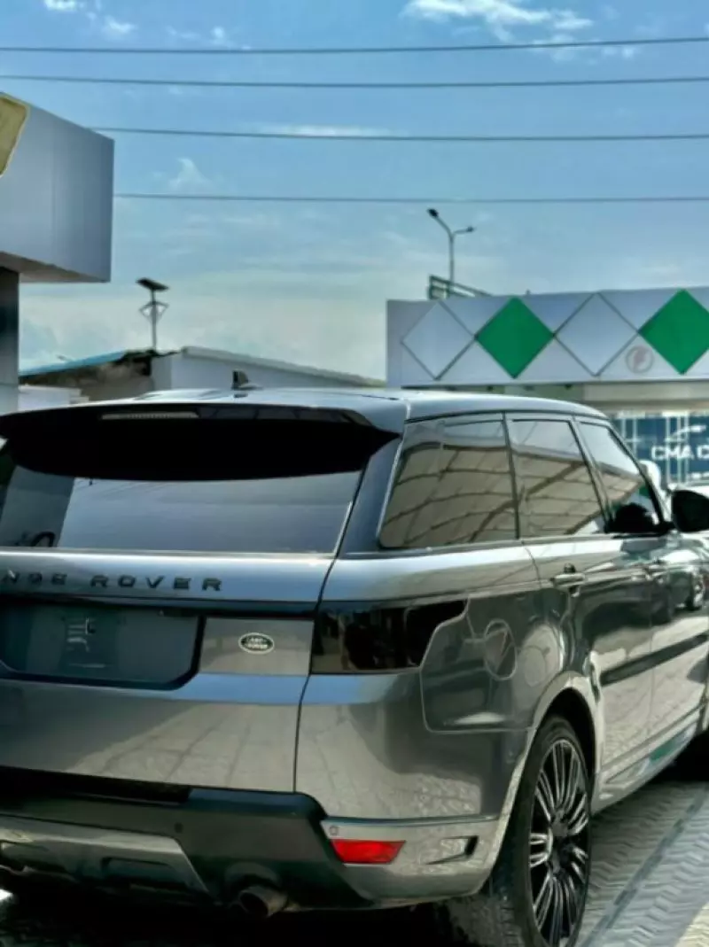 Land Rover  Range Rover Sport HSE Dynamic   - 2016