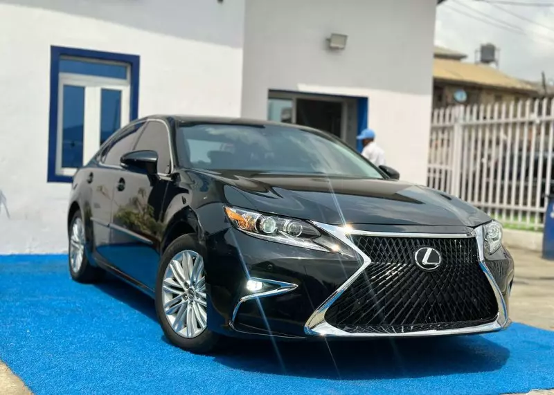 Lexus ES 350   - 2014