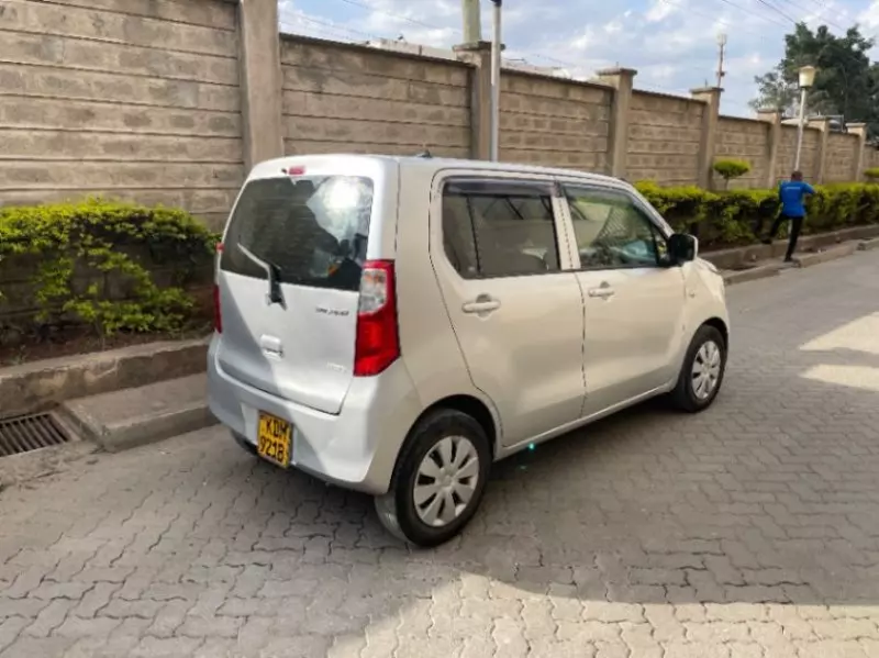 SUZUKI Wagon R   - 2017