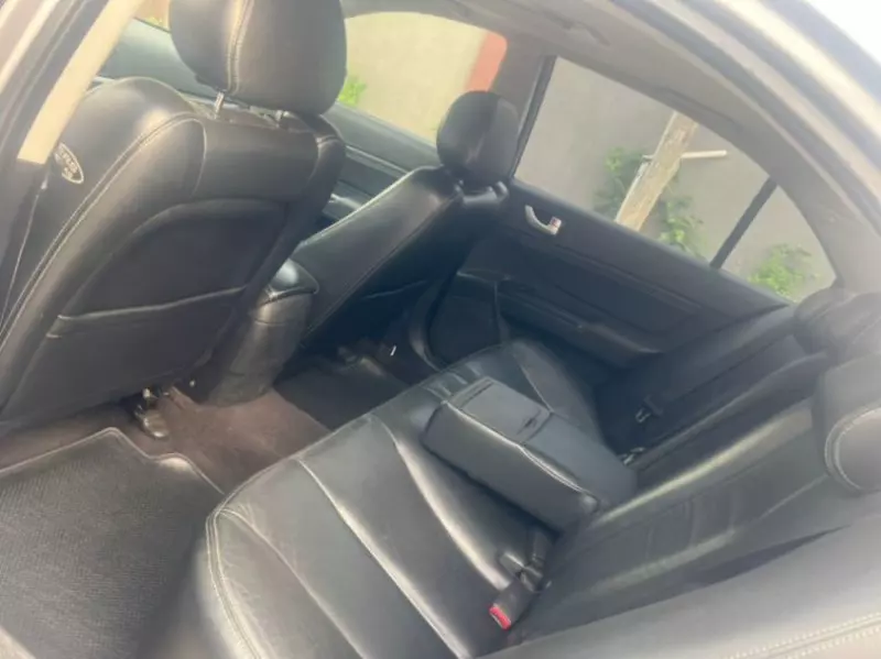 Hyundai Sonata   - 2008