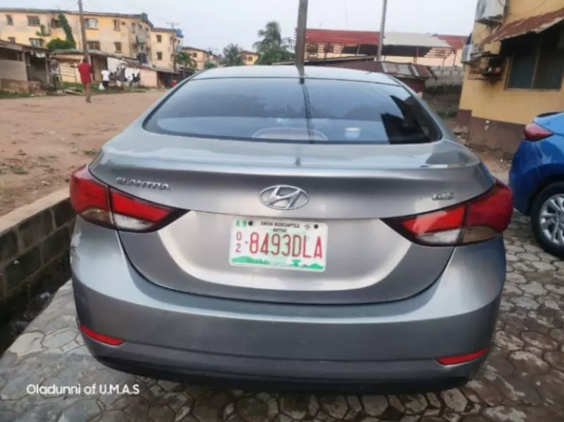 Hyundai Elantra   - 2014