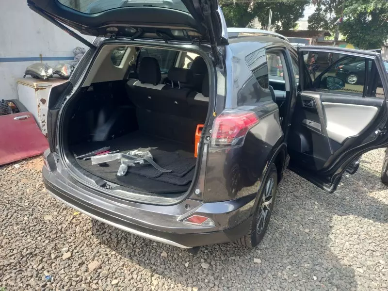 Toyota RAV 4   - 2018