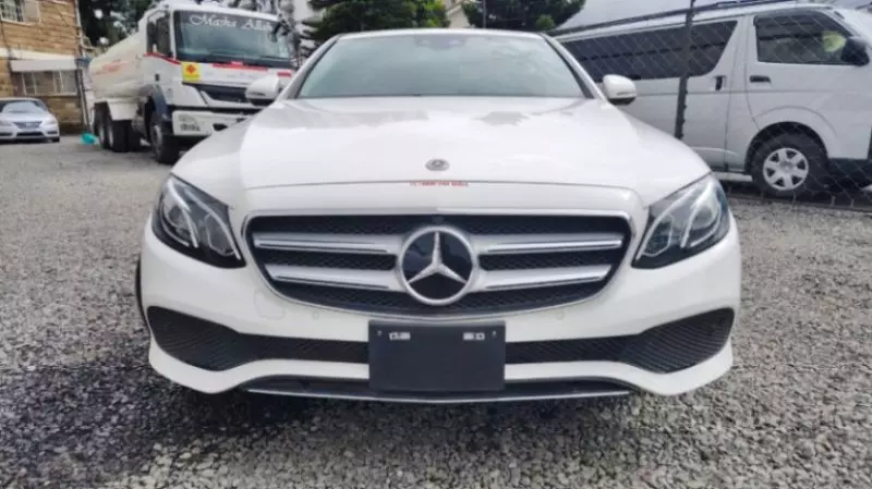 Mercedes-Benz E-class - 2018