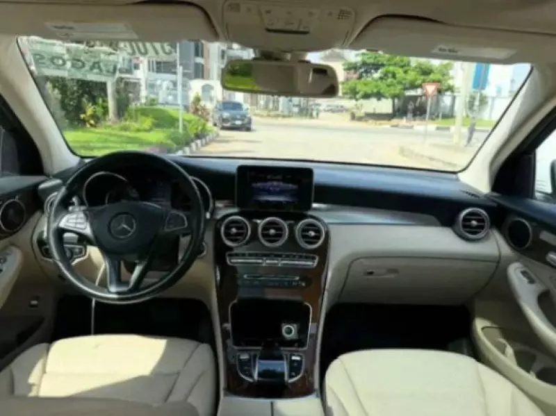 Mercedes-Benz GLC 300