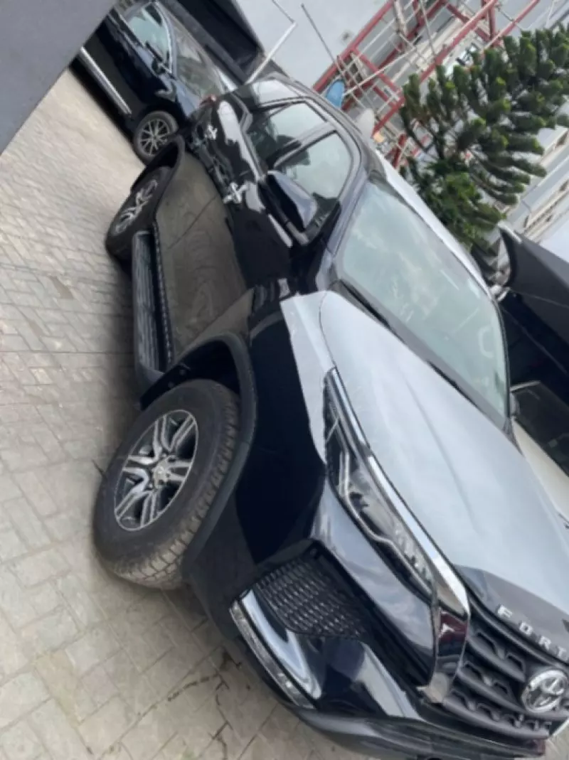 Toyota Fortuner   - 2025
