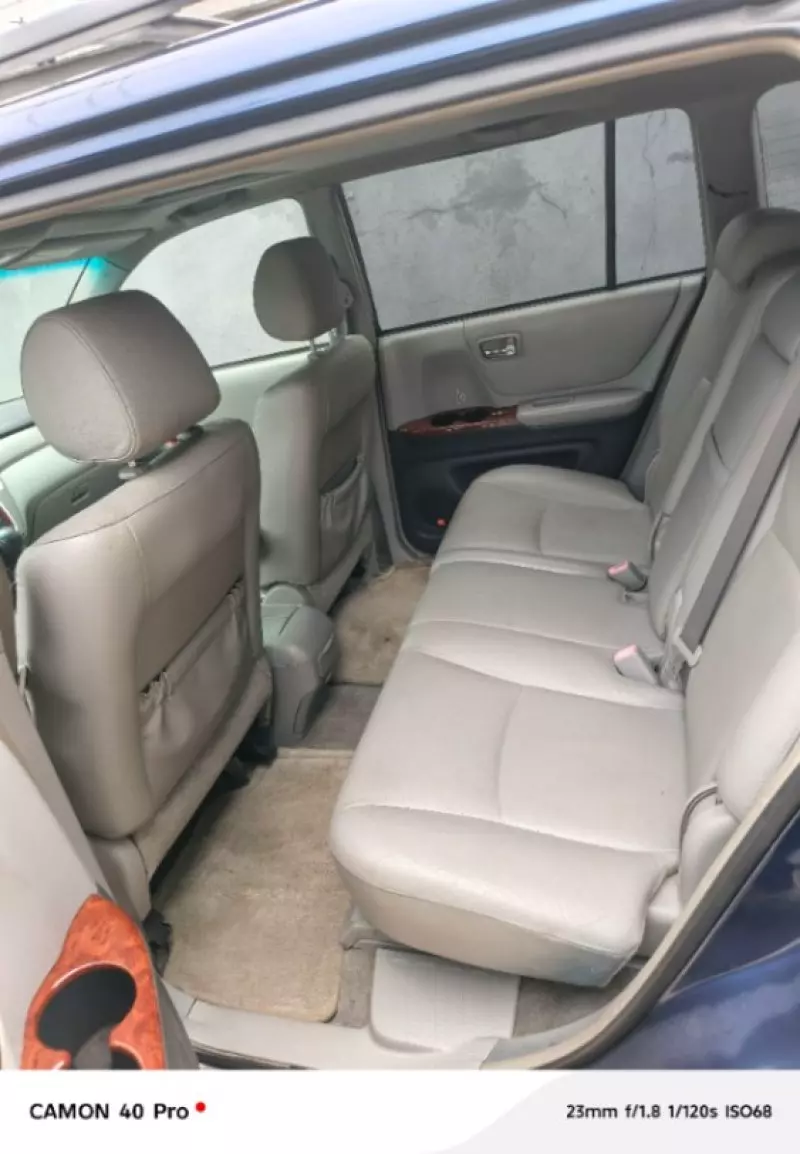 Toyota Highlander   - 2005