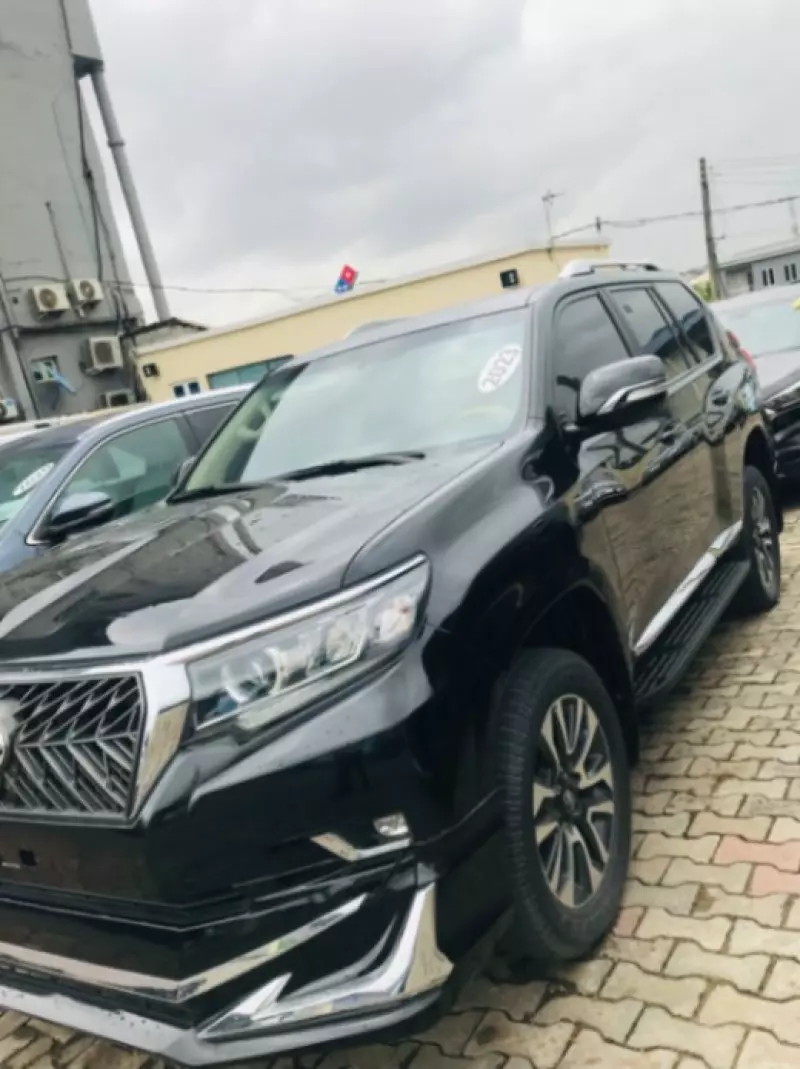 Toyota Landcruiser Prado   - 2022