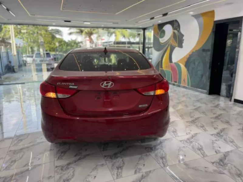 Hyundai Sonata   - 2014