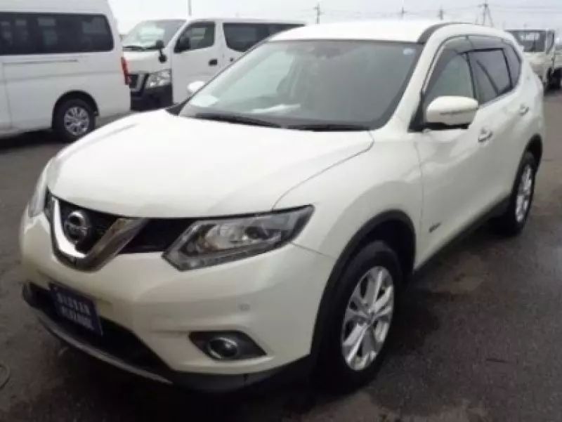 Nissan EXTRAIL HYBRID   - 2016