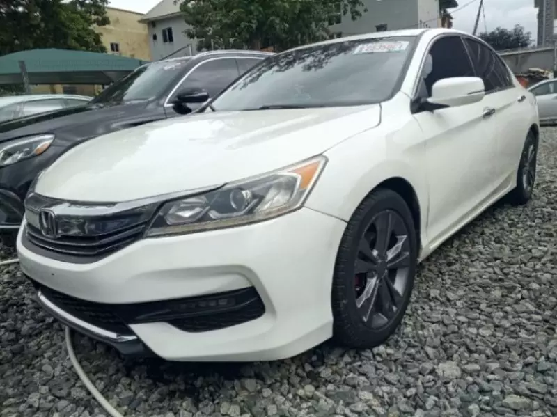 Honda Accord   - 2014